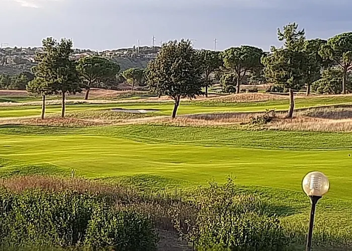 度假居 Golf *